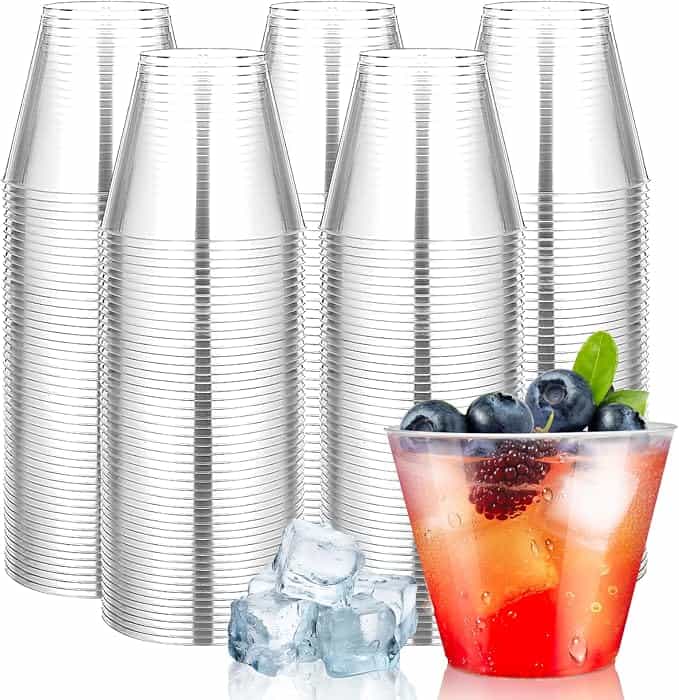 Clear 9 ounce disposable cocktail cup for private event bar service